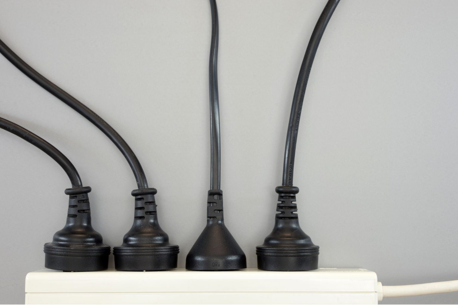 Shark Vacuum Keeps Shutting Off (5 Reasons Explained) RectifyHome