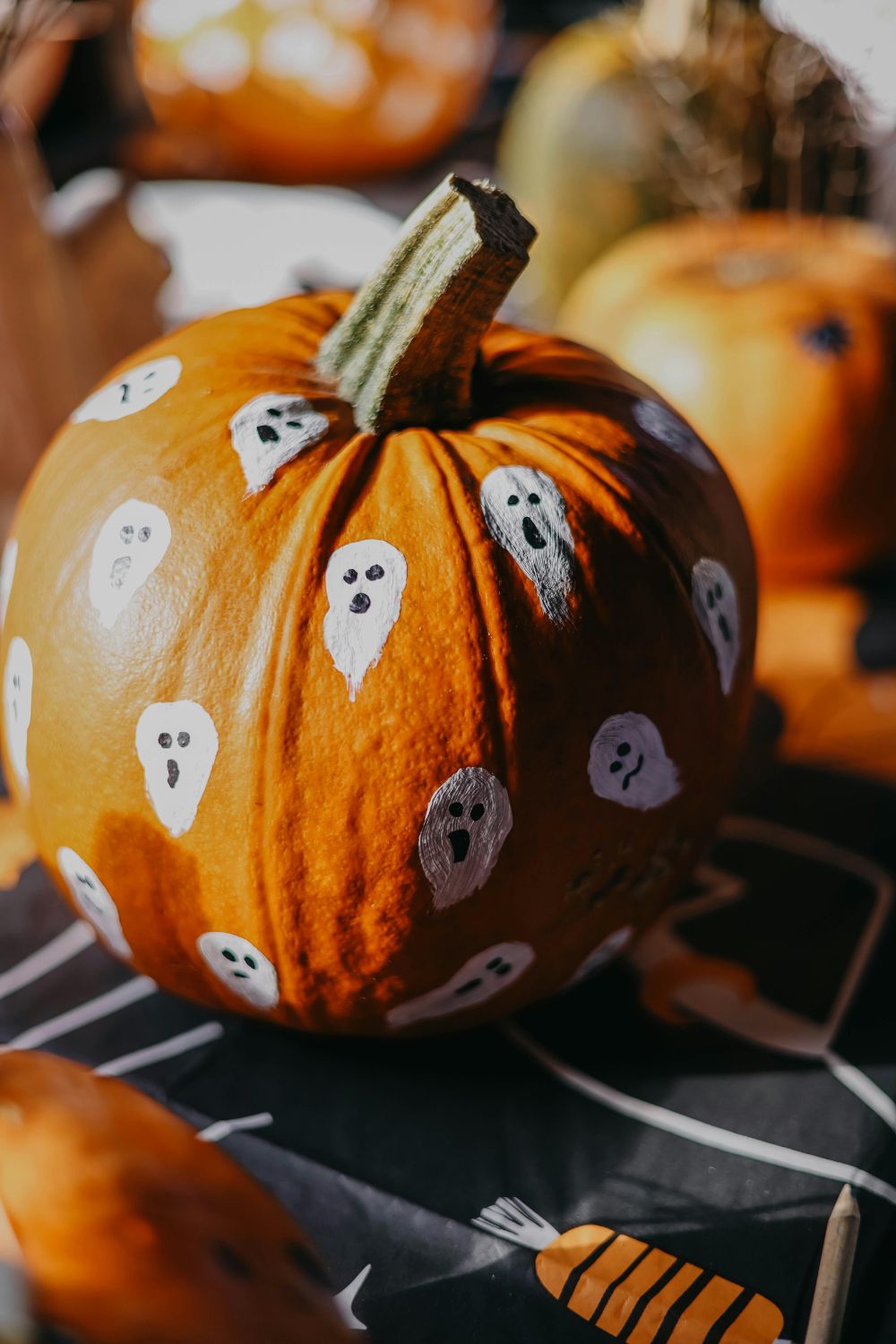 mini pumpkin painting ideas21